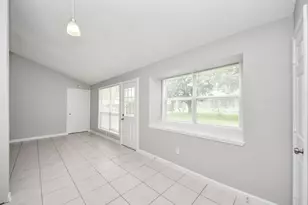 10603 Thorncliff Dr, Humble, TX 77396 - Photo 11