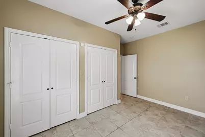 5627 Brookfield Drive, Houston, TX 77085 - Photo 11