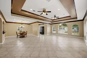 5627 Brookfield Dr, Houston, TX 77085 - Photo 7