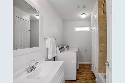 306 Foster Street, Tomball, TX 77375 - Photo 13