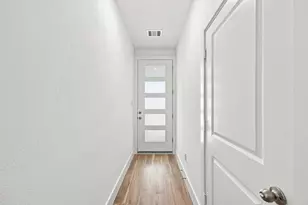 6053 Cebra St, Houston, TX 77091 - Photo 3