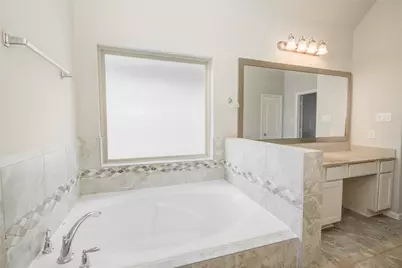 9624 Cambridge Manor Lane, Houston, TX 77045 - Photo 35