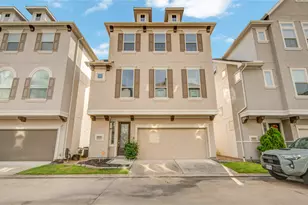 9624 Cambridge Manor Ln, Houston, TX 77045 - Photo 1