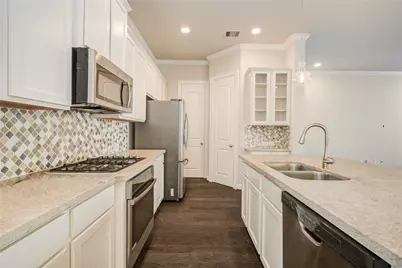 9624 Cambridge Manor Lane, Houston, TX 77045 - Photo 17