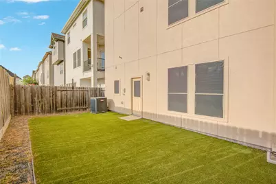 9624 Cambridge Manor Lane, Houston, TX 77045 - Photo 37