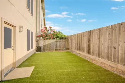 9624 Cambridge Manor Lane, Houston, TX 77045 - Photo 39