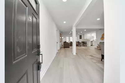5619 Duxbury Street, Houston, TX 77035 - Photo 9