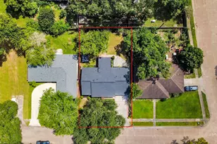 5619 Duxbury St, Houston, TX 77035 - Photo 45