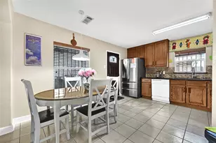 718 Vista Grove Cir, Houston, TX 77073 - Photo 19