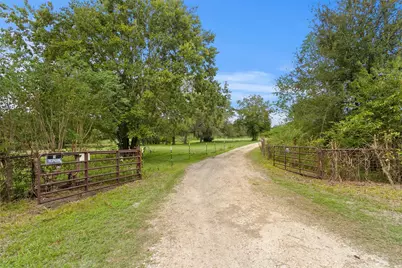 26962 Old Highway 105 W, Montgomery, TX 77316 - Photo 1