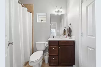 1147 W 24th Street #B, Houston, TX 77008 - Photo 7