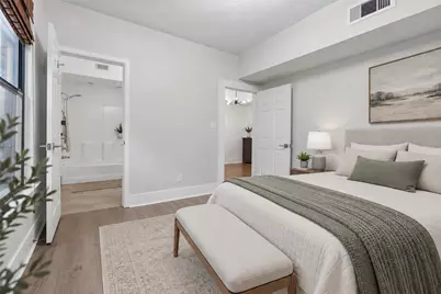 301 W Clay Street #B, Houston, TX 77019 - Photo 13