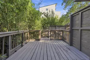 301 W Clay St, Houston, TX 77019 - Photo 21