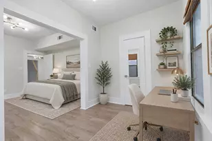 301 W Clay St, Houston, TX 77019 - Photo 15