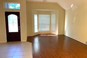 11014 Redhaven Ct, Houston, TX 77065 - Photo 3