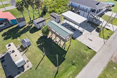 946 Meynig Drive, Crystal Beach, TX 77650 - Photo 15