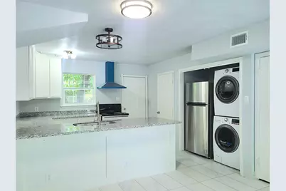 8730 Shelmer Drive #D, Houston, TX 77080 - Photo 7