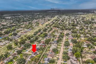 14527 Dartwood Dr, Houston, TX 77049 - Photo 31