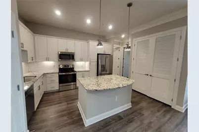 2111 Austin Street #306, Houston, TX 77002 - Photo 5