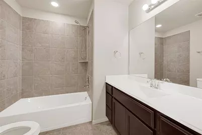 736 Somerset Landing Lane, League City, TX 77573 - Photo 37