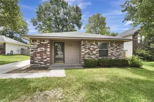 14184 Running Bear Dr, Willis, TX 77378 - Photo 3