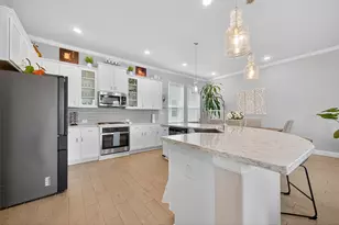 2013 Kirby Landing Dr, Houston, TX 77051 - Photo 11