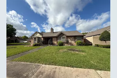 214 Kings Court, Stafford, TX 77477 - Photo 3