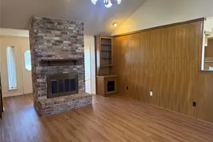 214 Kings Ct, Stafford, TX 77477 - Photo 5