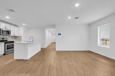 1902 Champions Drive, Navasota, TX 77868 - Photo 15