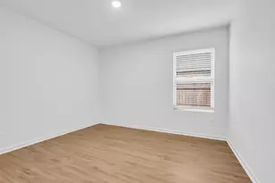 1902 Champions Dr, Navasota, TX 77868 - Photo 21