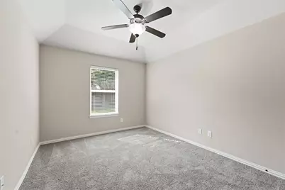 13739 Slate Mountain Lane, Houston, TX 77044 - Photo 17