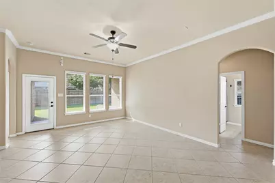 13739 Slate Mountain Lane, Houston, TX 77044 - Photo 7