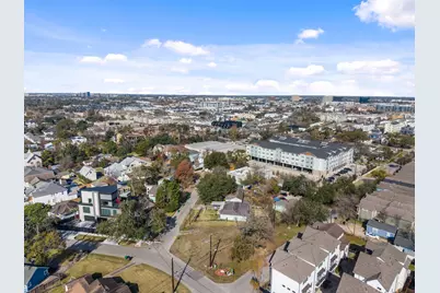 1801 W 14th 1/2 Street, Houston, TX 77008 - Photo 9