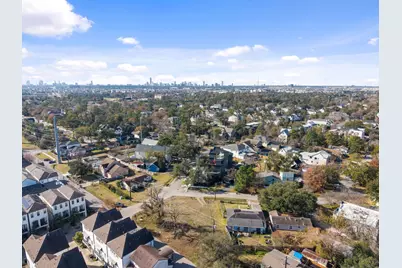 1801 W 14th 1/2 Street, Houston, TX 77008 - Photo 7