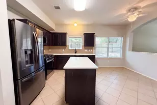 916 Summer Rain Ct, Conroe, TX 77303 - Photo 7