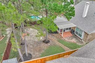 23 S Pinto Point Cir, The Woodlands, TX 77389 - Photo 43