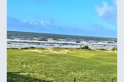 985 Marjorie, Gilchrist, TX 77617 - Photo 1