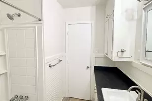 523 Wisteria St, Lake Jackson, TX 77566 - Photo 17