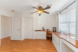 606 Packer Ct, Webster, TX 77598 - Photo 7