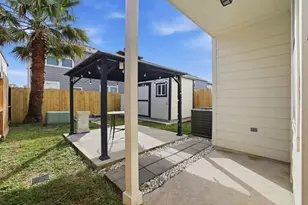 10135 E East Palm Lake Dr Dr, Houston, TX 77034 - Photo 5