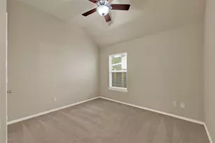12914 Pecan Shores Dr, Houston, TX 77044 - Photo 19