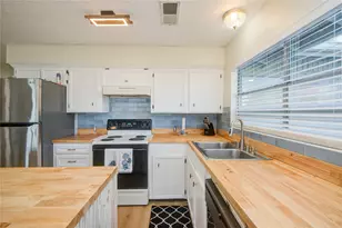 16510 Blackbeard Rd, Jamaica Beach, TX 77554 - Photo 25