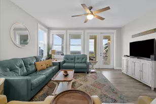 4111 Pointe W Dr, Galveston, TX 77554 - Photo 11