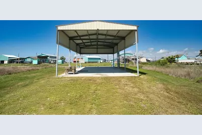 326 County Road 204, Sargent, TX 77414 - Photo 3