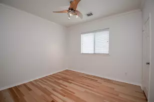 155 White Dr, Bellaire, TX 77401 - Photo 25