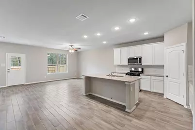 16870 Bristle Cone, Conroe, TX 77302 - Photo 3