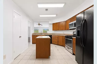 7251 Sonnet Glen Lane, Houston, TX 77095 - Photo 11