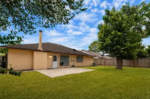 7251 Sonnet Glen Ln, Houston, TX 77095 - Photo 19