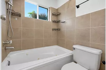 7251 Sonnet Glen Lane, Houston, TX 77095 - Photo 17