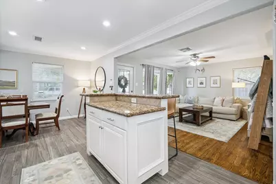 2327 Saxon Drive, Houston, TX 77018 - Photo 13